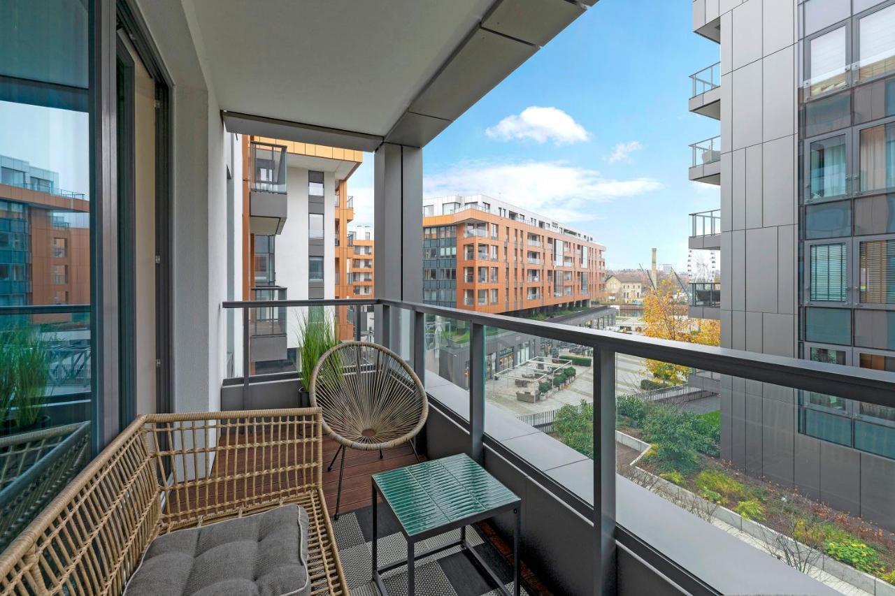 Brabank Riverside - Sauna, Business & Gym By Downtown Apartments 格但斯克 外观 照片